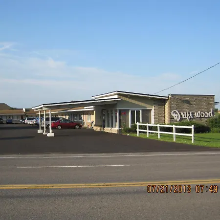 Driftwood Motel-3